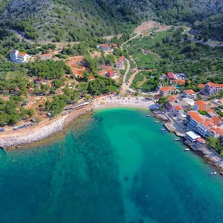 Hébergement de vacances Island Hvar Luxe Maslina With *