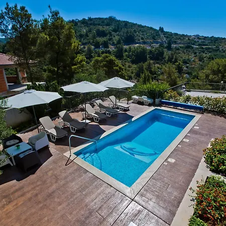 Island Hvar Luxe Maslina With *